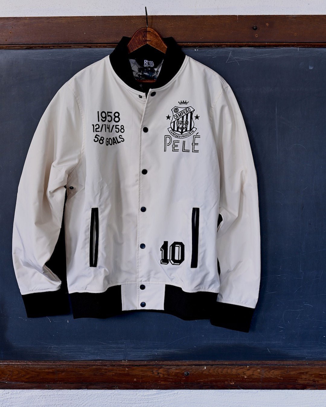 Pelé Santos Stadium Jacket - Roots of Fight